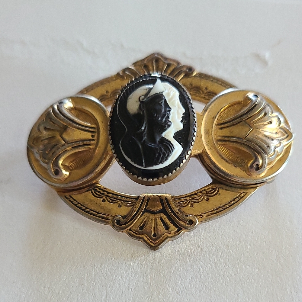 Gold Metal Black and White Cameo Brooch